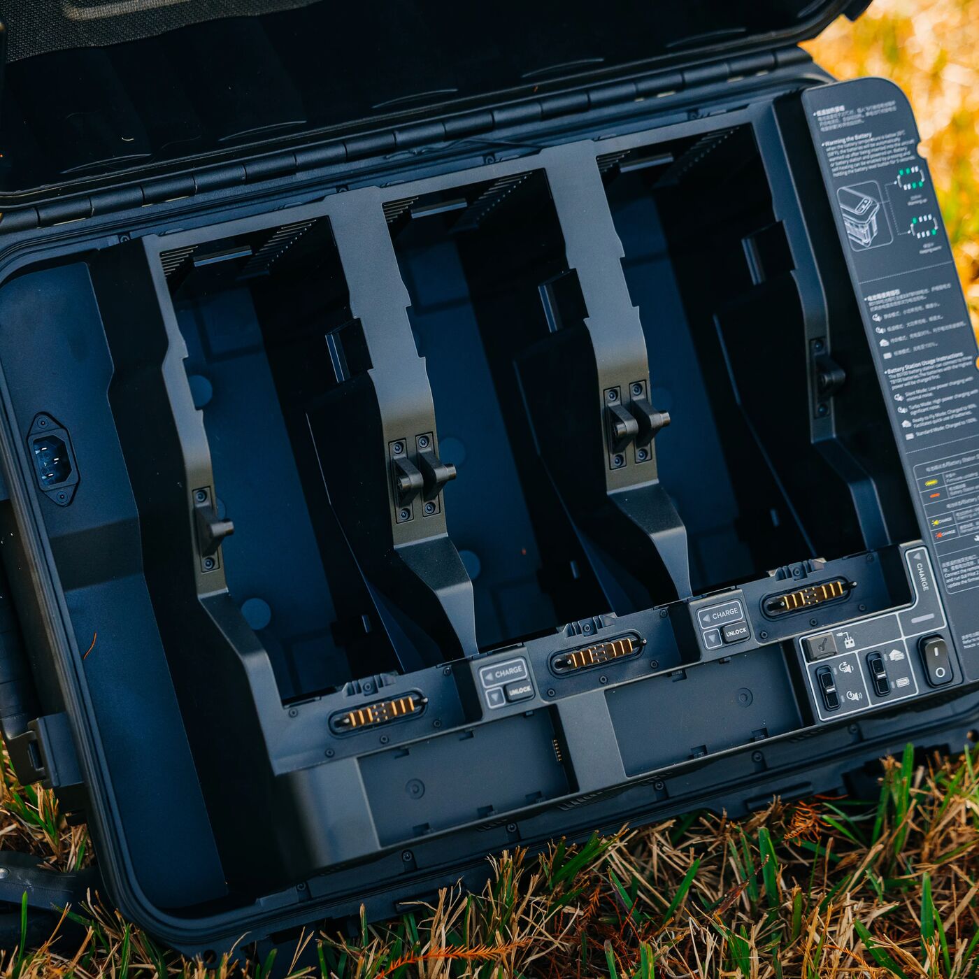 DJI BS100 Intelligent Battery Station (TB100)